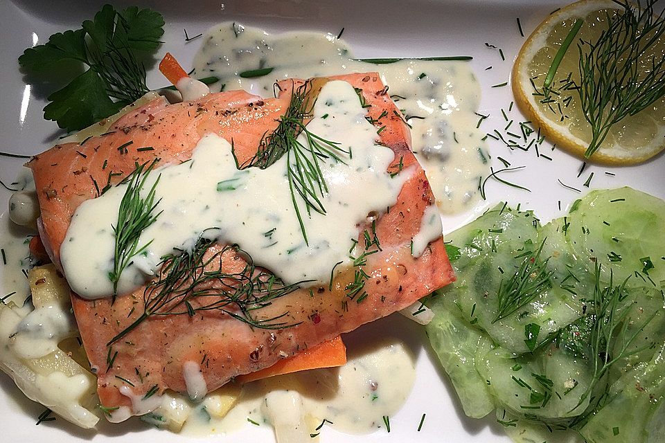 Wildlachs in Kräuter-Senf Soße