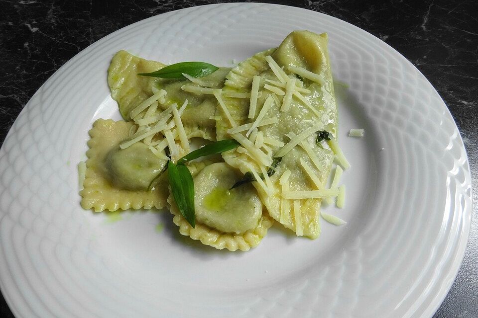 Ravioli mit Bärlauch - Ricotta - Füllung