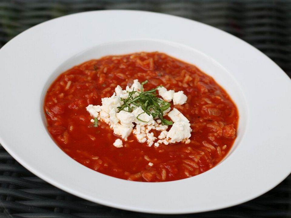Tomatensuppe mit Feta Käse oder Schafkäse und Reis von tweeeny| Chefkoch