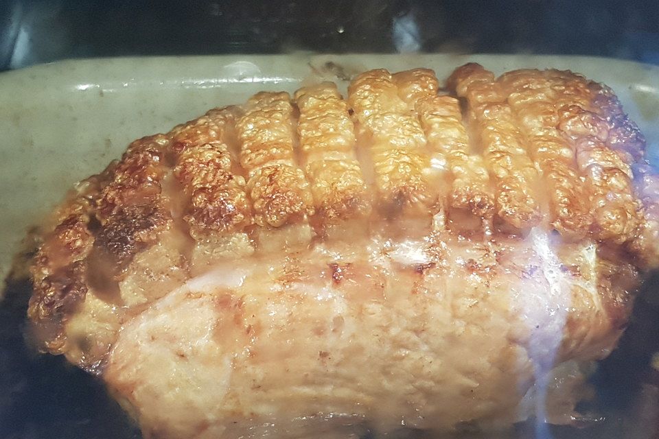 Krustenbraten vom Schwein mit extra krosser Kruste