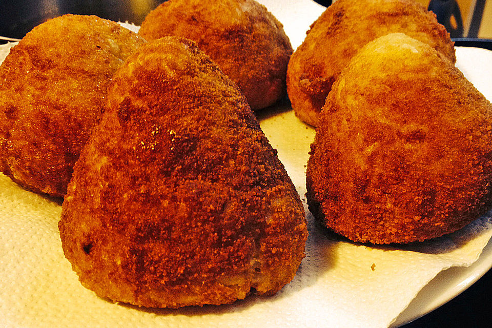 Arrancini (italienische Reiskroketten)