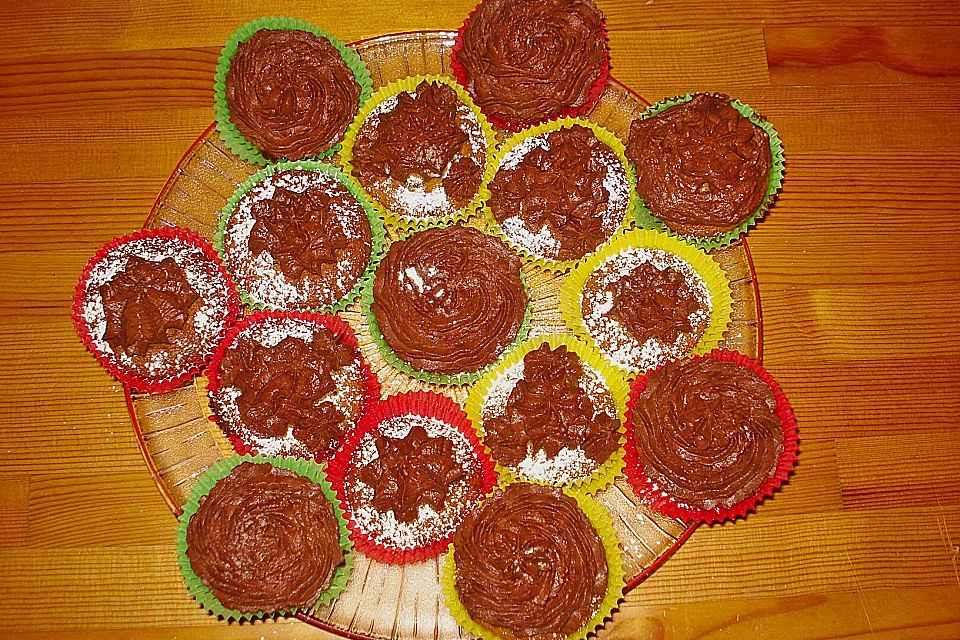 Bananen - Cupcakes mit Schokohaube