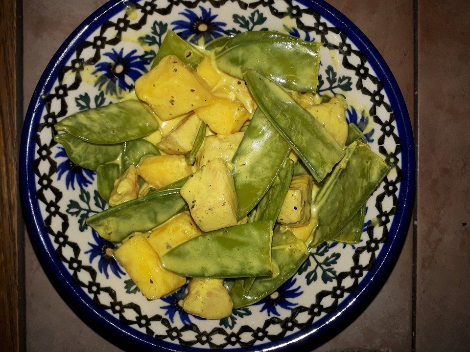 Hähnchen - Curry - Salat mit Mango und Zuckerschoten von Corela1| Chefkoch
