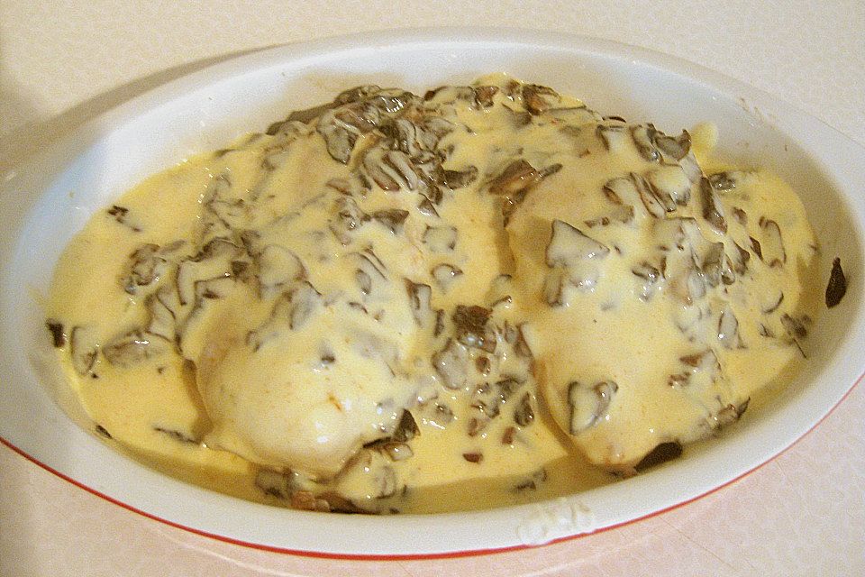 Hähnchenbrustfilet aus dem Ofen mit Champignons