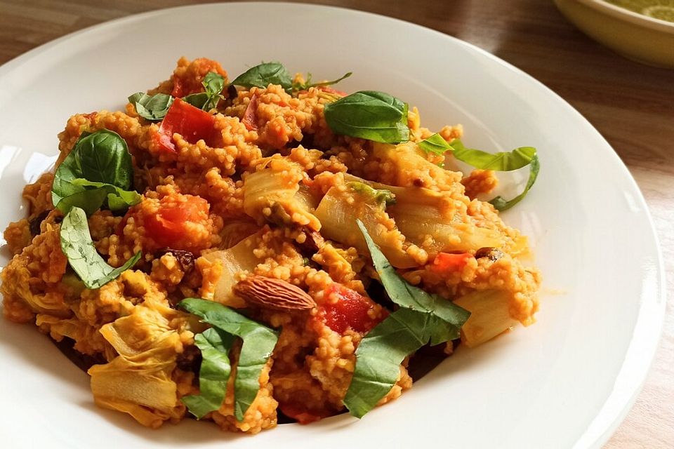 Chinakohl mit Couscous aus der Pfanne