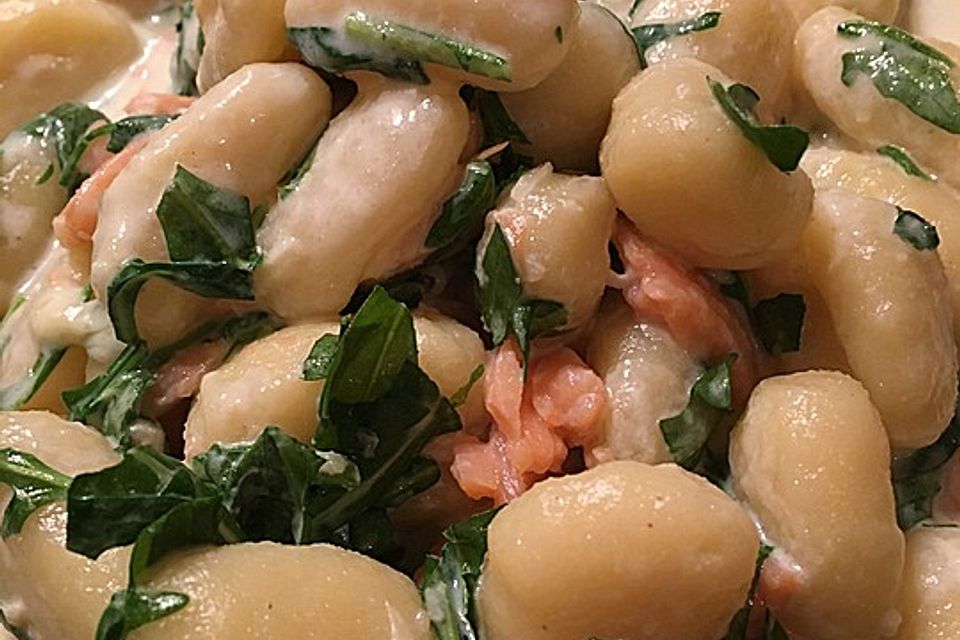 Gnocchi mit Rucola - Lachs - Creme