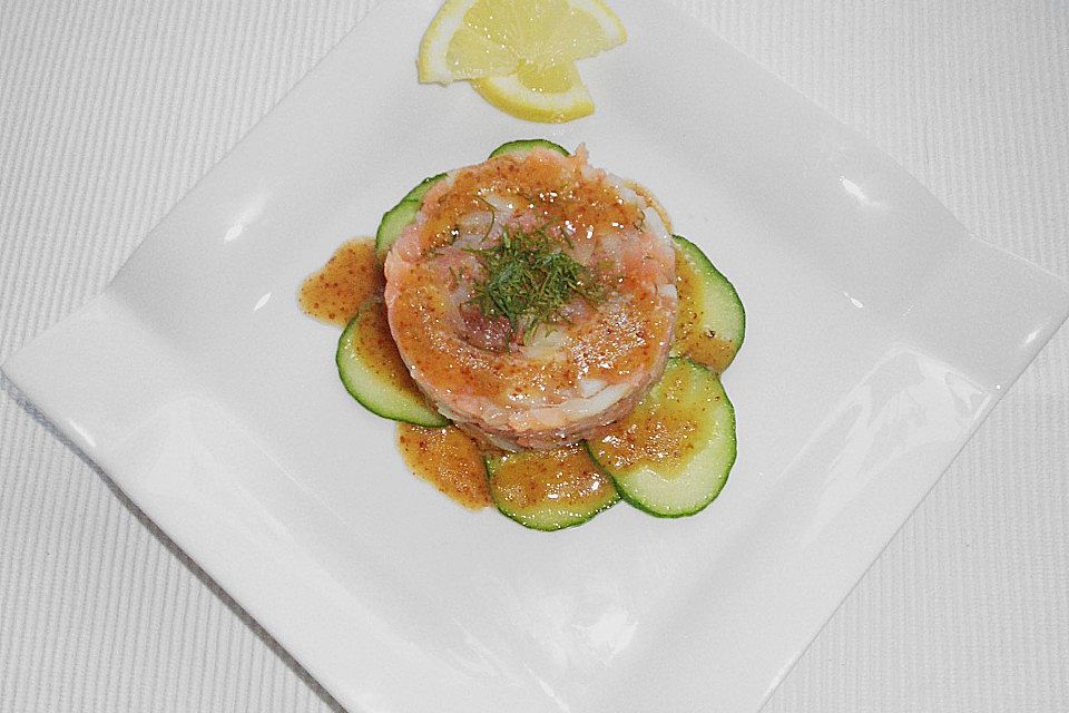 Lachs - Matjes - Tatar auf Gurke