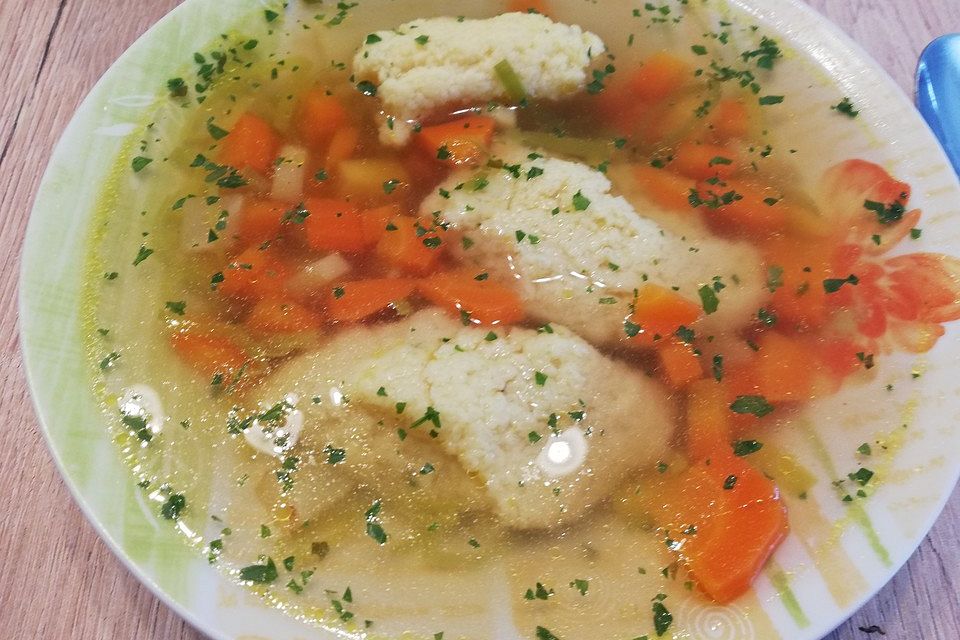 Roros Grießnockerlsuppe