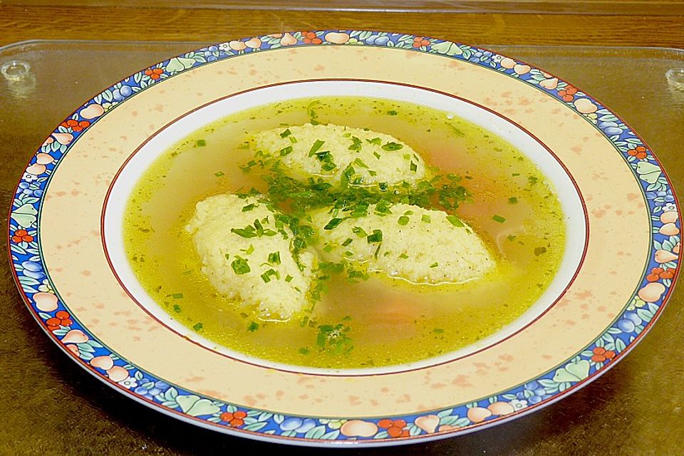 Roros Grießnockerlsuppe