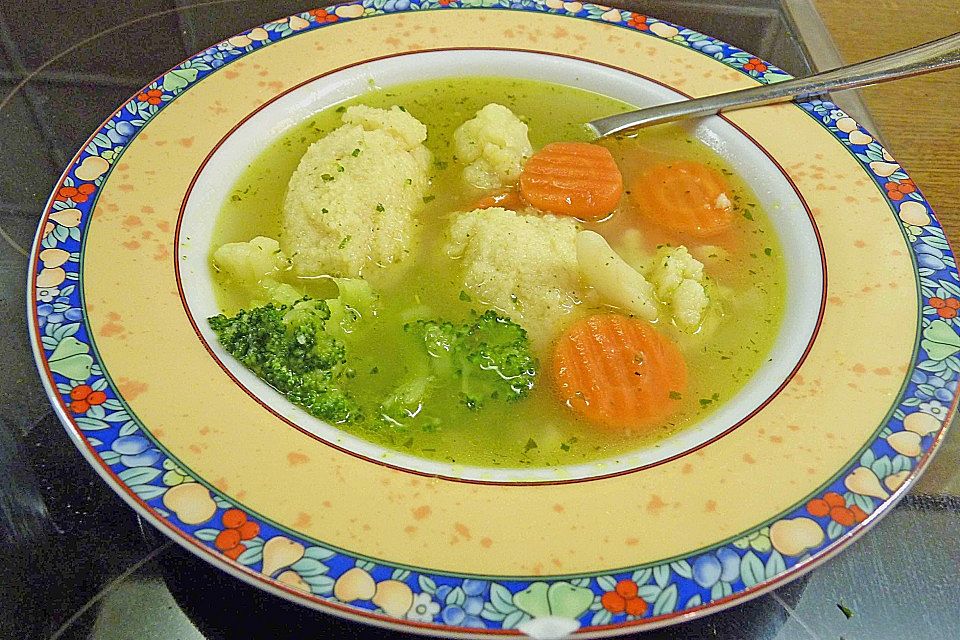 Roros Grießnockerlsuppe