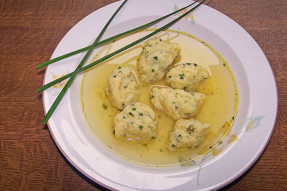 Roros Grießnockerlsuppe