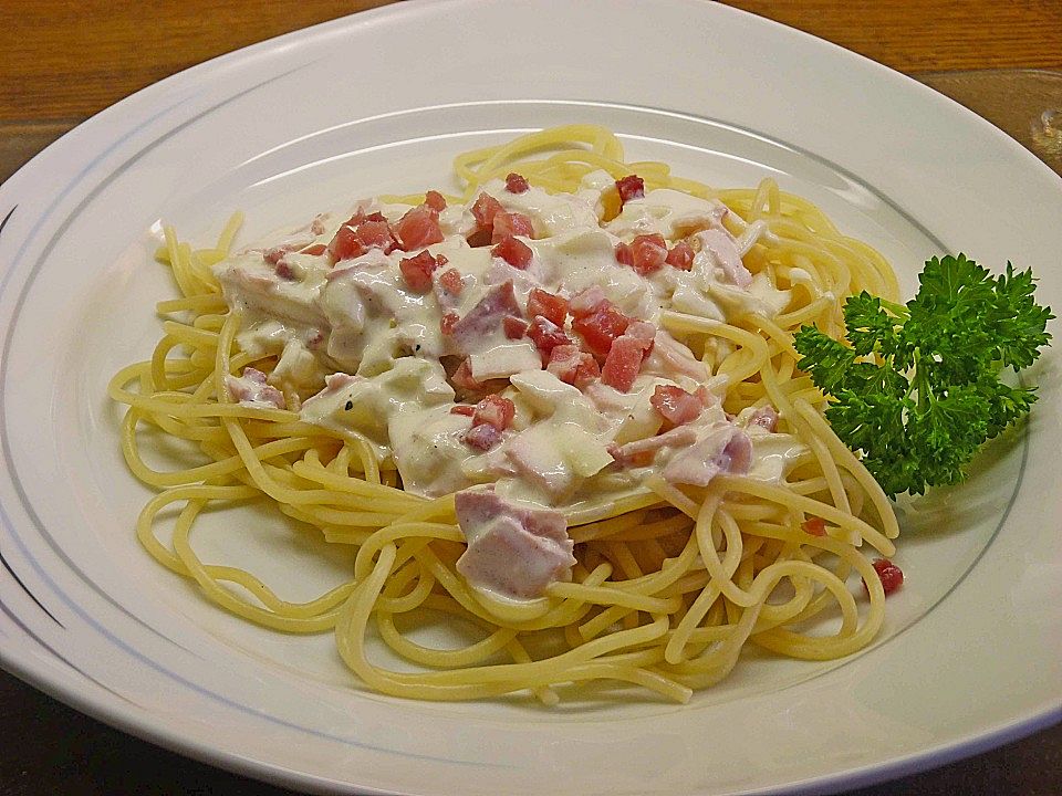 Spaghetti mit Schinken - Sahne - Sauce - Kochen Gut | kochengut.de