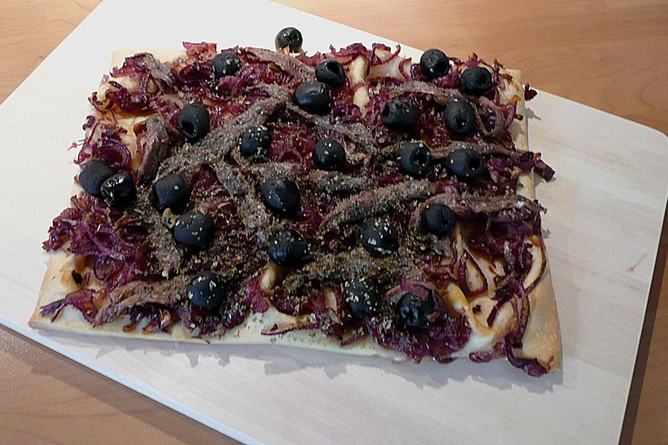 Provenzalische  Pissaladière