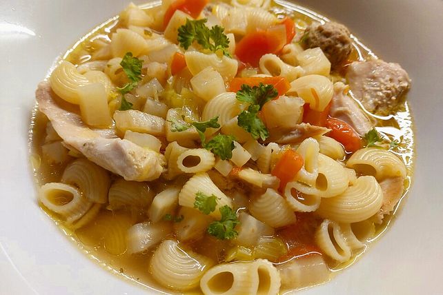 Nudelsuppe mit Hähnchenfleisch| Chefkoch