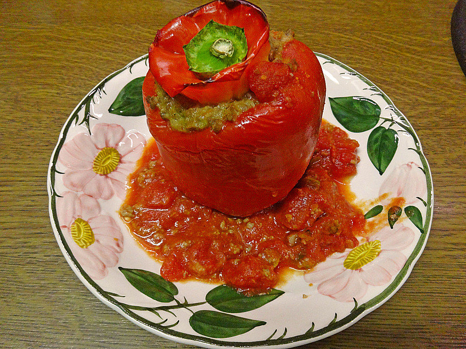 Gefüllte Paprika mit Tomatensoße von HouseMouse80 | Chefkoch