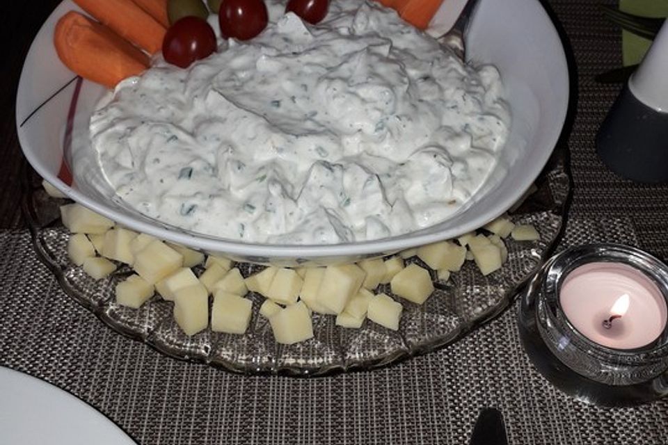 Pellkartoffeln mit Kräuterquark und Schinken