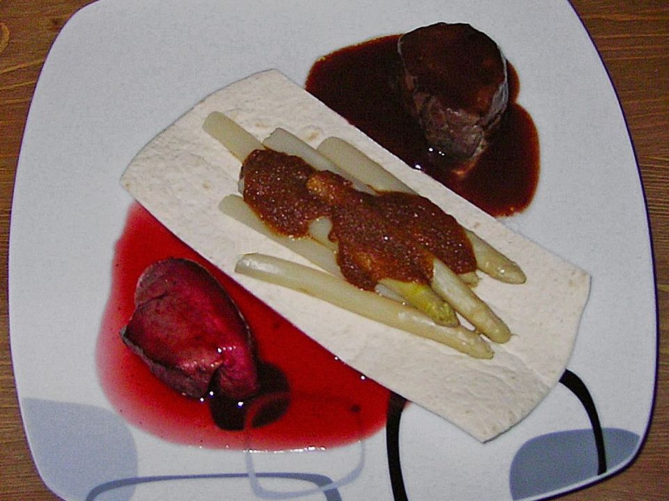 Schweinefilet mit zweierlei Kirschsaucen von johannsmidt| Chefkoch