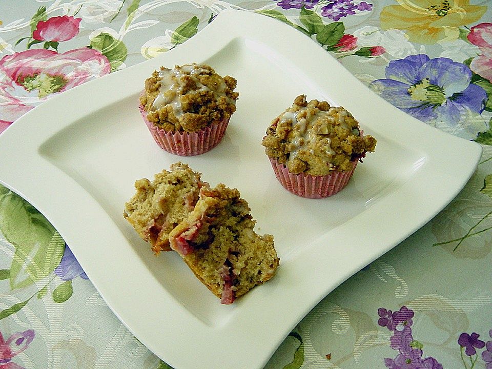 Erdbeer - Limetten - Muffins mit Walnussstreuseln von Pumpkin-Pie| Chefkoch