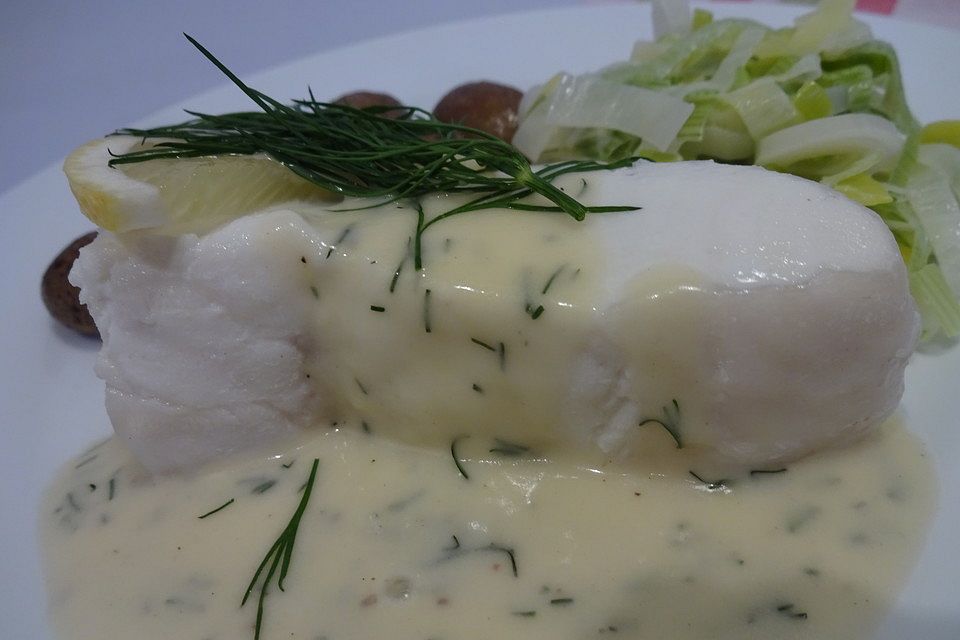 Weißer Heilbutt in Dill - Senfsoße