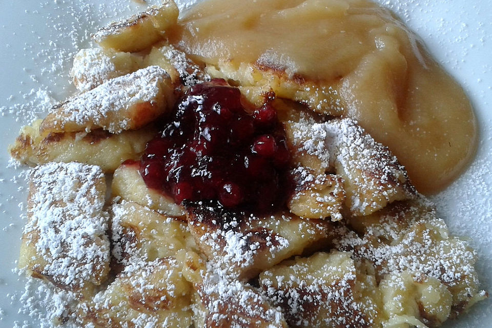 Kaiserschmarren mit Apfel und Vanillesauce von Sarah