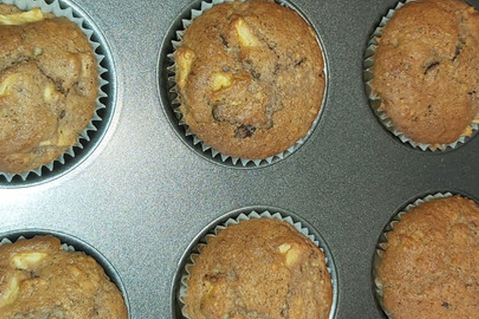 Feine Apfel - Haselnuss - Schoko - Muffins