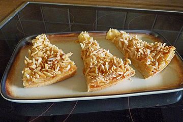 Roros genialer Mürbeteig - Apfelkuchen mit gerösteten Mandelstiften