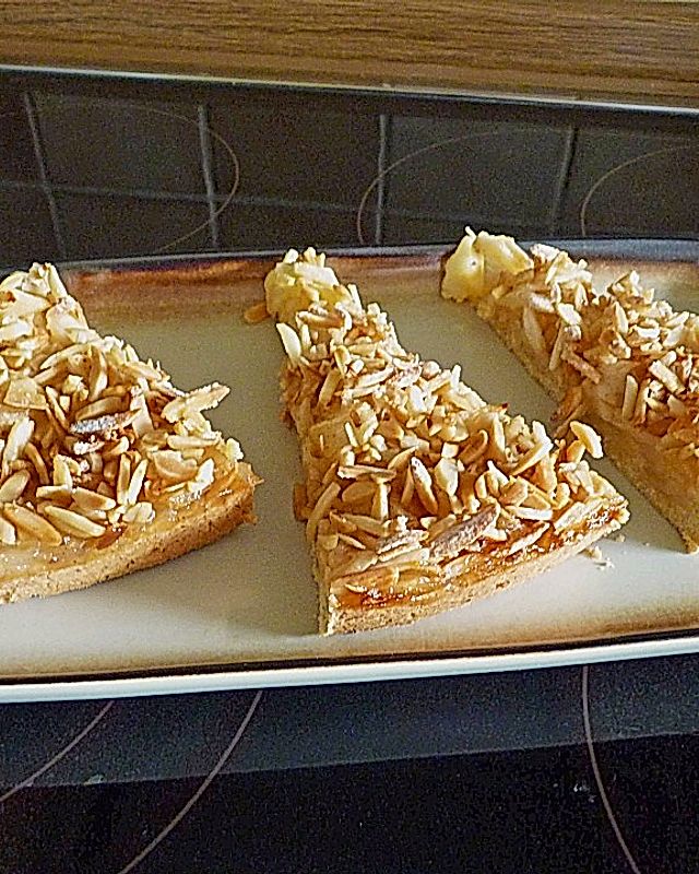 Roros genialer Mürbeteig - Apfelkuchen mit gerösteten Mandelstiften