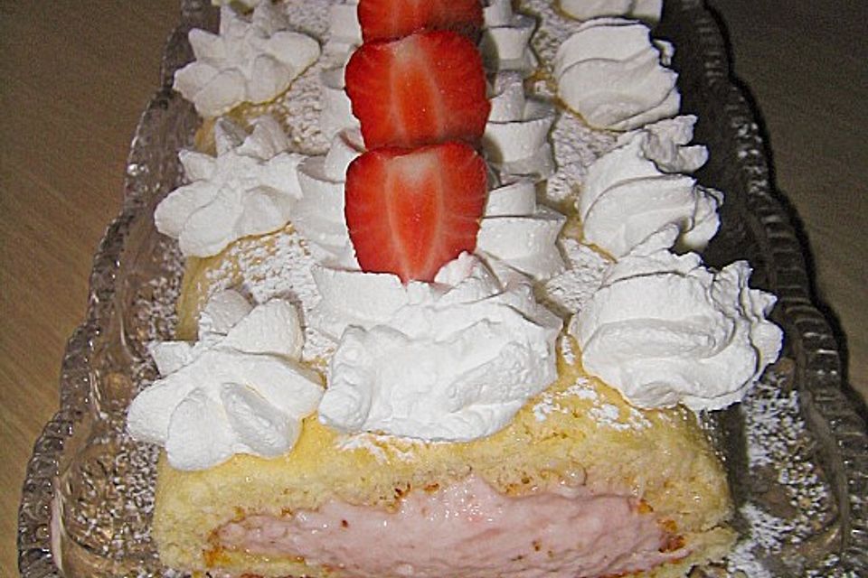 Erdbeermousse - Roulade