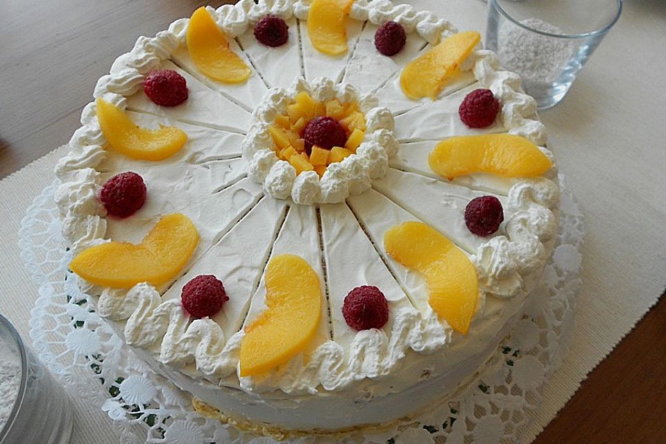 Pfirsich - Melba - Torte