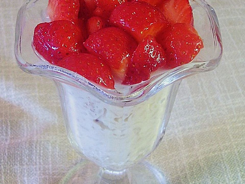 Erdbeer - Milchreis - Becher von mima53| Chefkoch