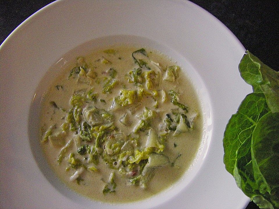 Suppe aus Kopfsalat und Knoblauch von dirgis111| Chefkoch