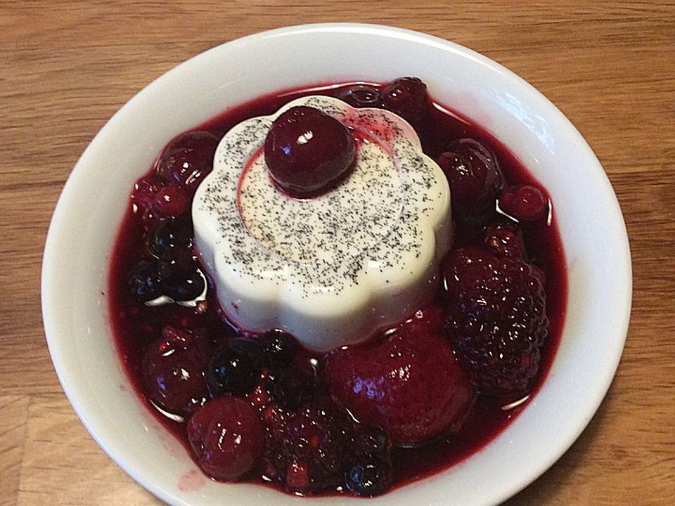 Panna cotta mit Beeren von Jacqueline88| Chefkoch