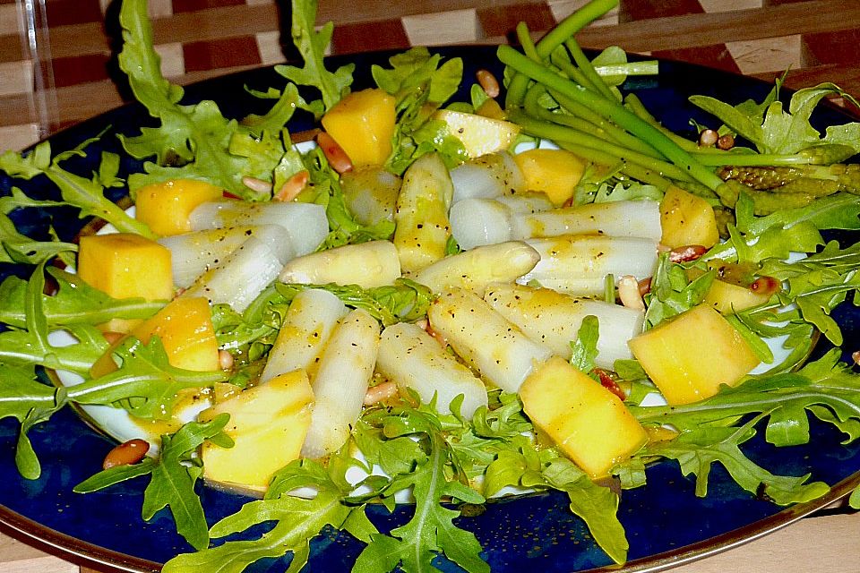 Spargel - Mango - Rucola - Salat