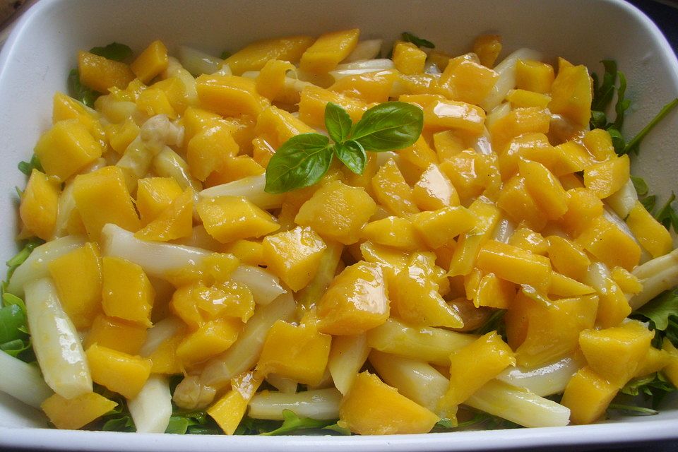 Spargel - Mango - Rucola - Salat