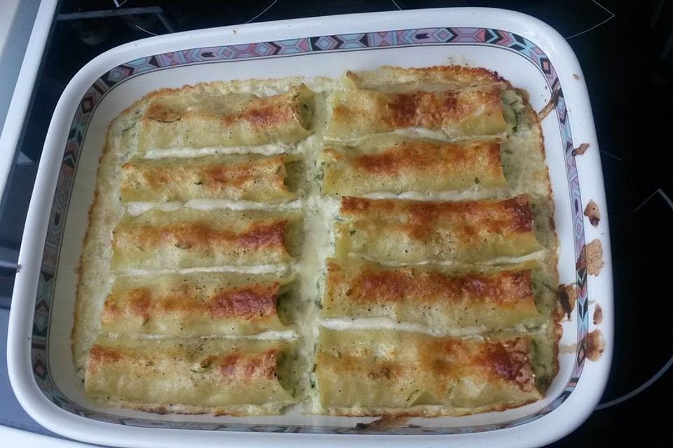 Cannelloni mit Zucchini - Sahne - Käse - Füllung