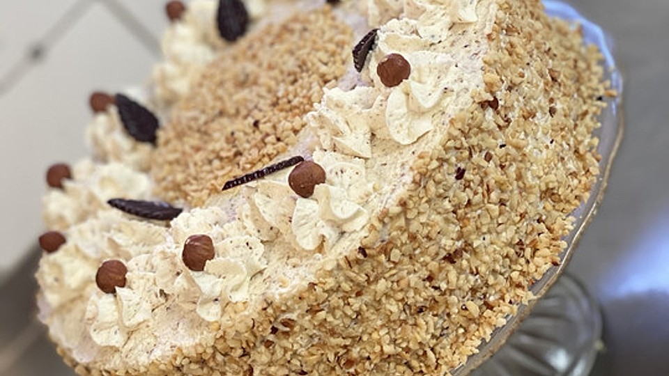 Sahne Nuss Torte Von Chaosmutti Chefkoch 