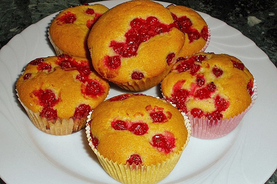 Muffins mit verschiedenem Obst