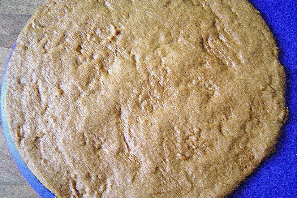 Honigkuchen mit Grießfüllung Honigkuchen mit Grießfüllung