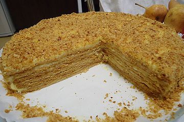 Honigkuchen mit Grießfüllung