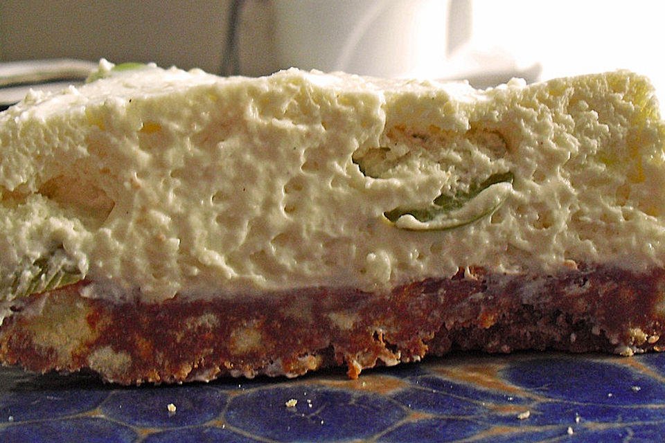 Fruchtige Quarktorte mit Keksboden Fruchtige Quarktorte mit Keksboden