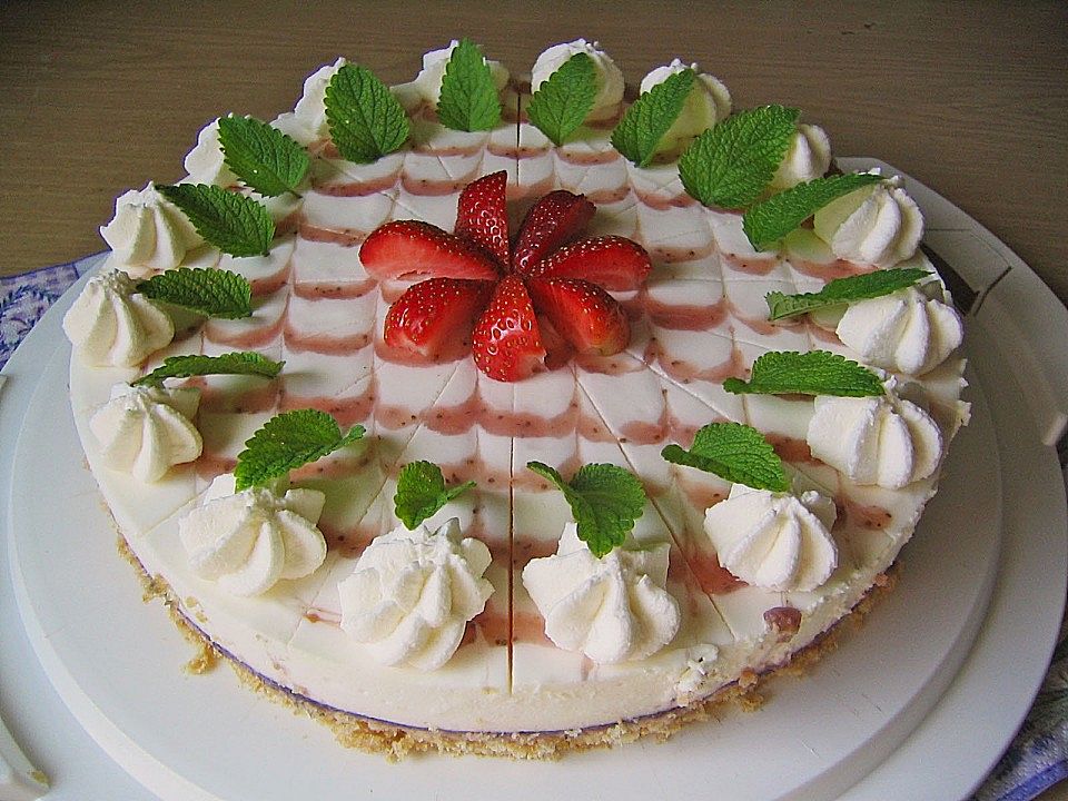 Erdbeer - Joghurt - Torte von kleinehobbits| Chefkoch