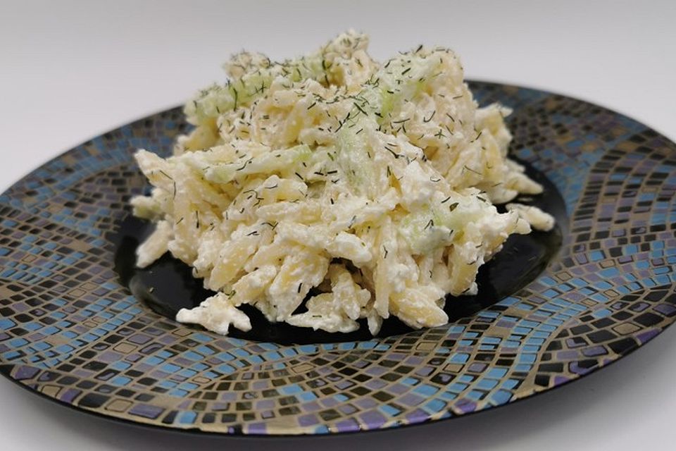 Kritharaki - Salat mit Schafskäse - Schmand - Dressing