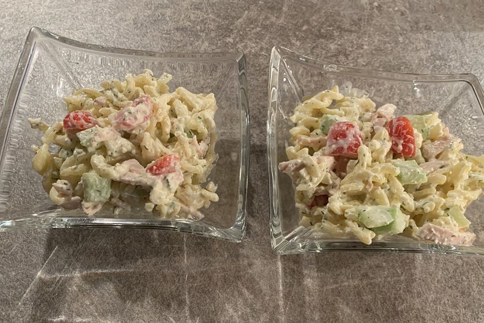 Kritharaki - Salat mit Schafskäse - Schmand - Dressing