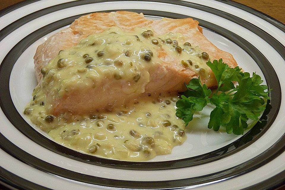 Lachs mit grüner Pfeffersauce