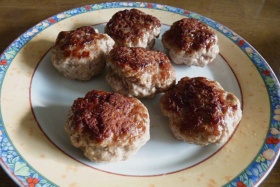 Hacksteaks mit Silberzwiebelchen