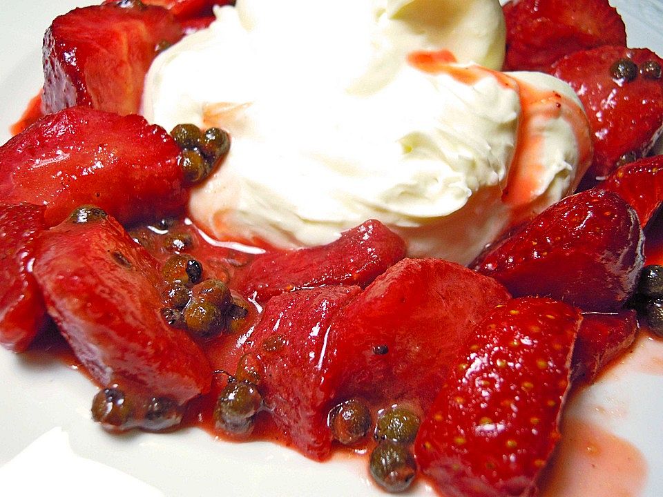 Erdbeeren mit grünem Pfeffer und Grand Marnier von Seidelrita| Chefkoch