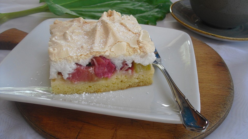 ma - jas Rhabarber - Baiser - Kuchen vom Blech von ma-ja