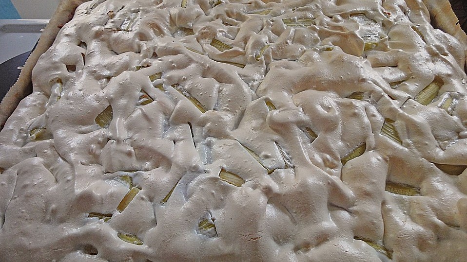 ma - jas Rhabarber - Baiser - Kuchen vom Blech von ma-ja