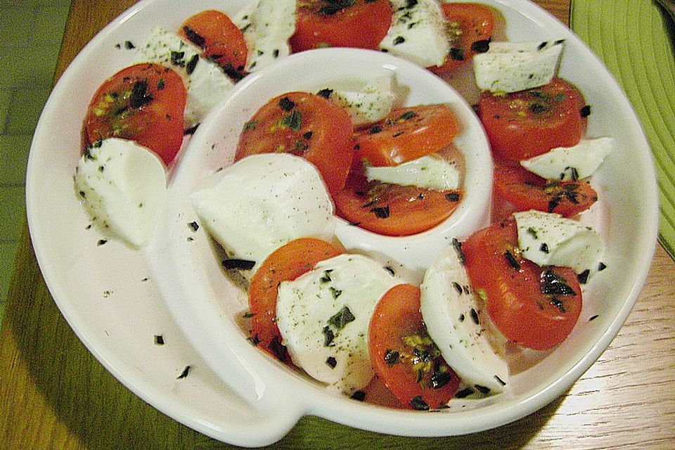 Mozarella mit Tomaten