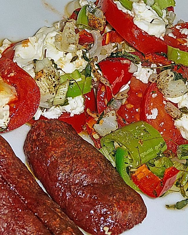 Tomaten - Paprika - Gemüse mit Schafskäse und Sucuk